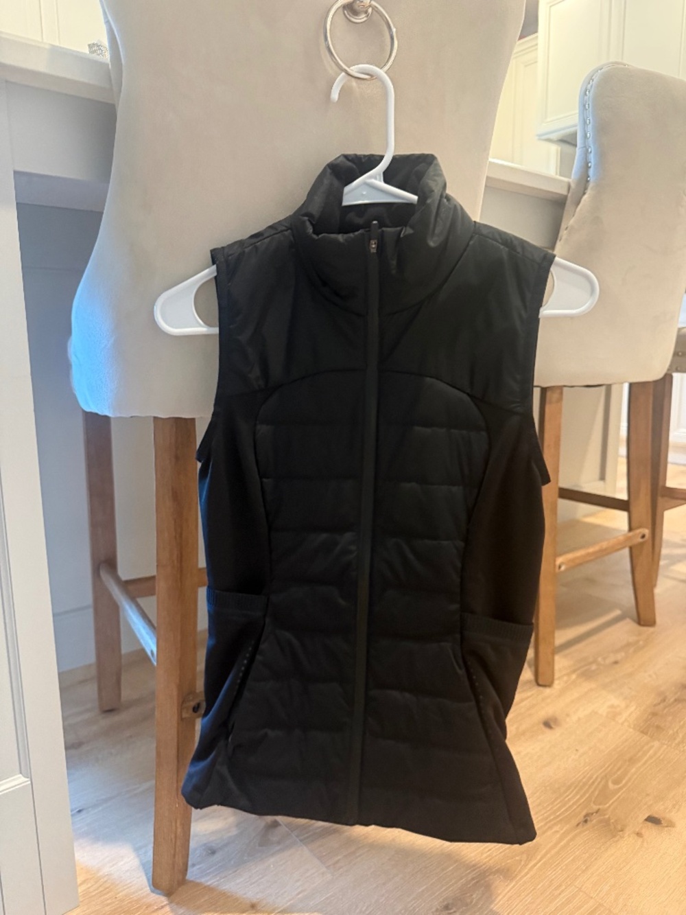 New Lululemon black vest S